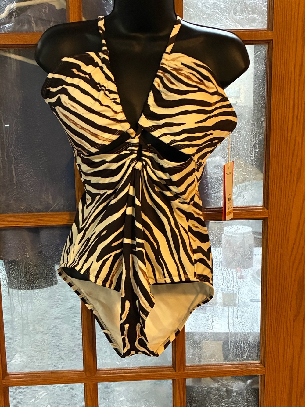 sofia by sofia vergara Black & White Zebra-Print One-Piece Swimsuit
